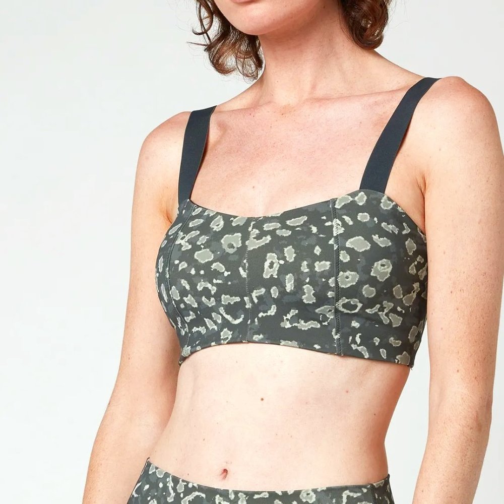 NWT Varley Greenwood athletic bra camo textured animal print gym workout top XS